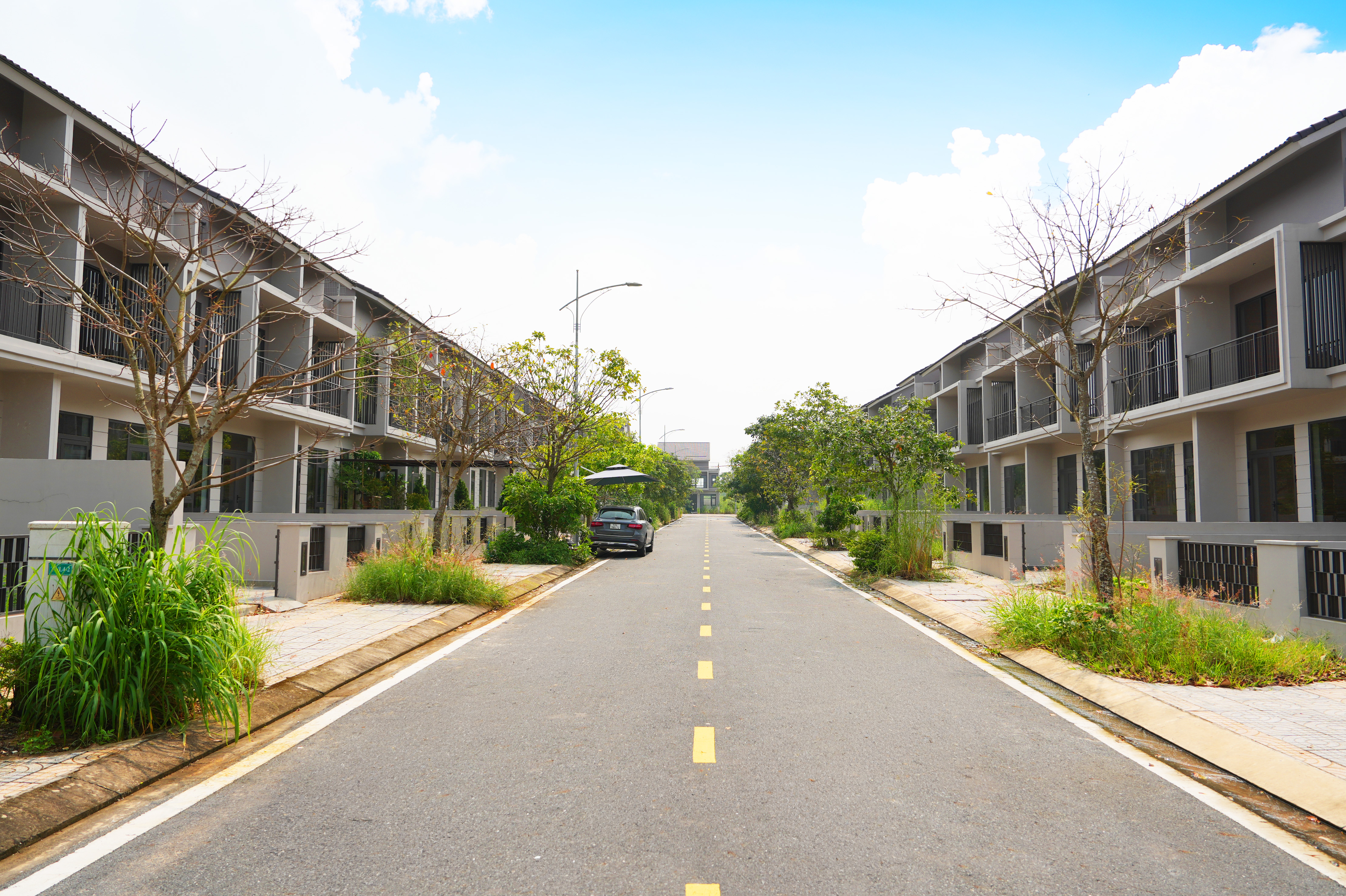 Hiện trạng thi công hoàn thiện nhà phố Sapphire Parkview